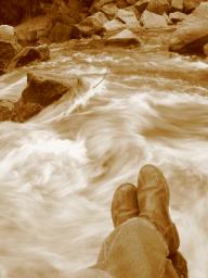 041008 boulder boots.JPG